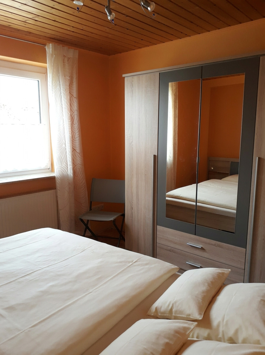 HerzZEIT – Schlafzimmer Übersicht